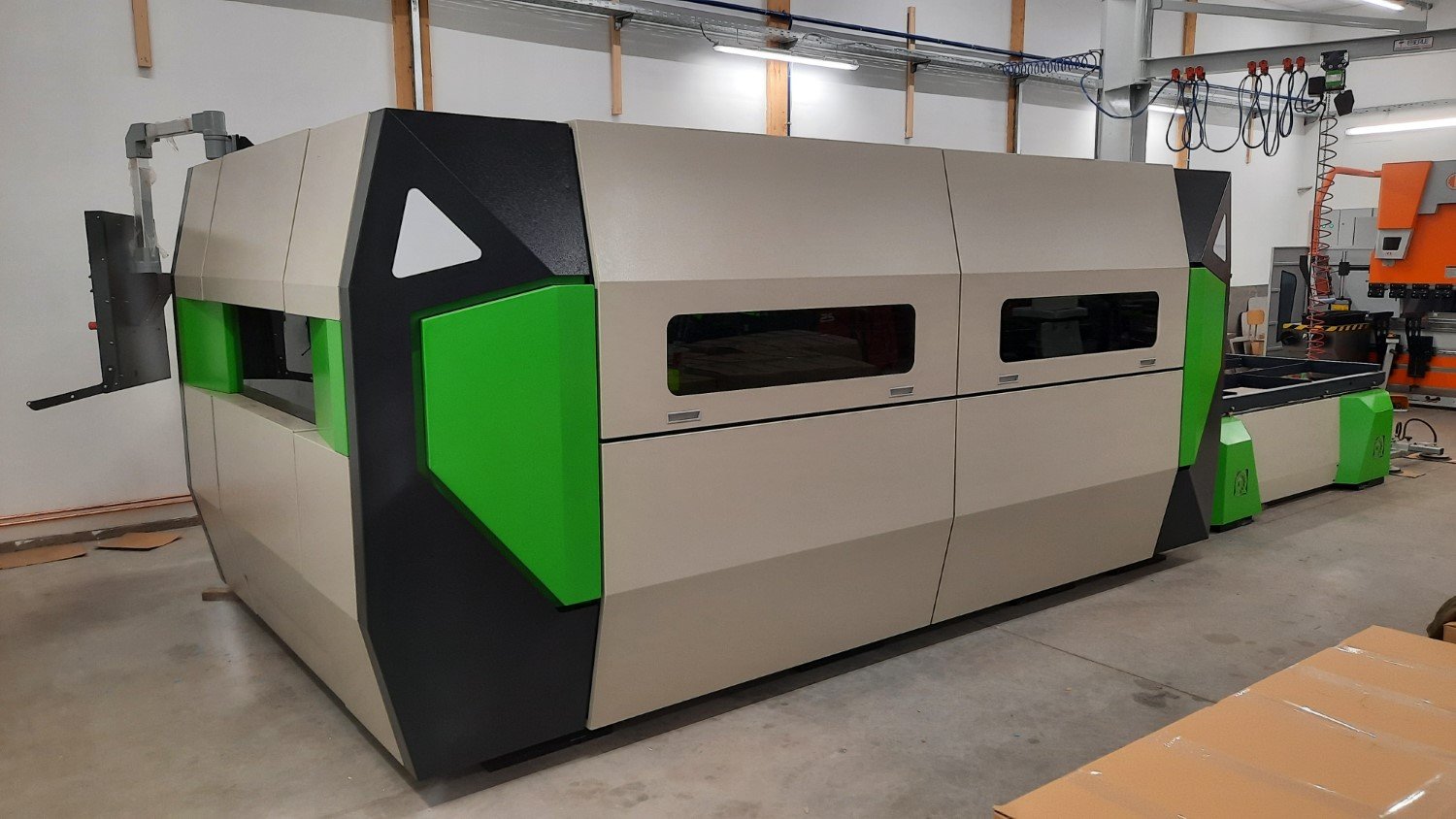 cr-plasma-ccr-laser-fibremaster-5.jpg