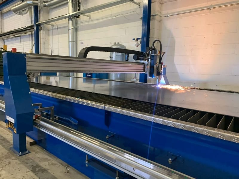 6000x2000-cnc-plasma-cutting-machine.jpg (Copy) (Copy)