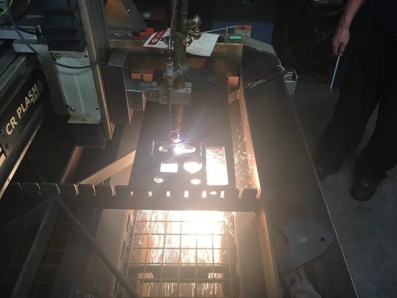 cnc-plasma-oxy-cutting-system-37.jpg (Copy) (Copy)