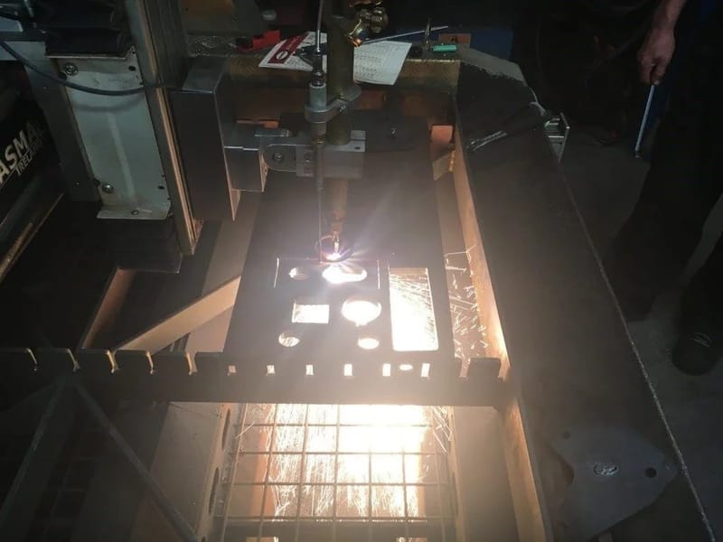 cnc-plasma-oxy-cutting-system-38.jpg (Copy) (Copy)