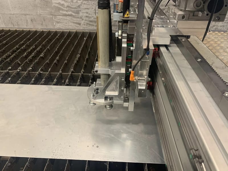 cr-plasma-cnc-cutting-machine-plate-rider-12-min.jpg (Copy) (Copy)