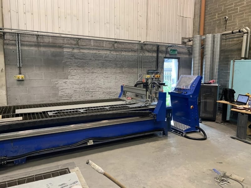cr-plasma-cnc-cutting-machine-plate-rider-14-min.jpg (Copy) (Copy)