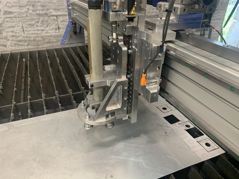 cr-plasma-cnc-cutting-machine-plate-rider-4-min.jpg (Copy) (Copy)